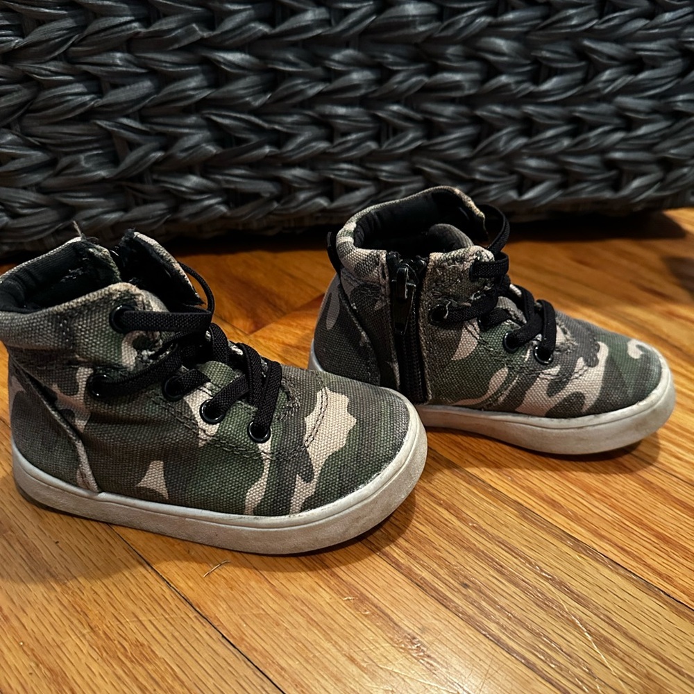 Camouflage High-Top Kids Shoes